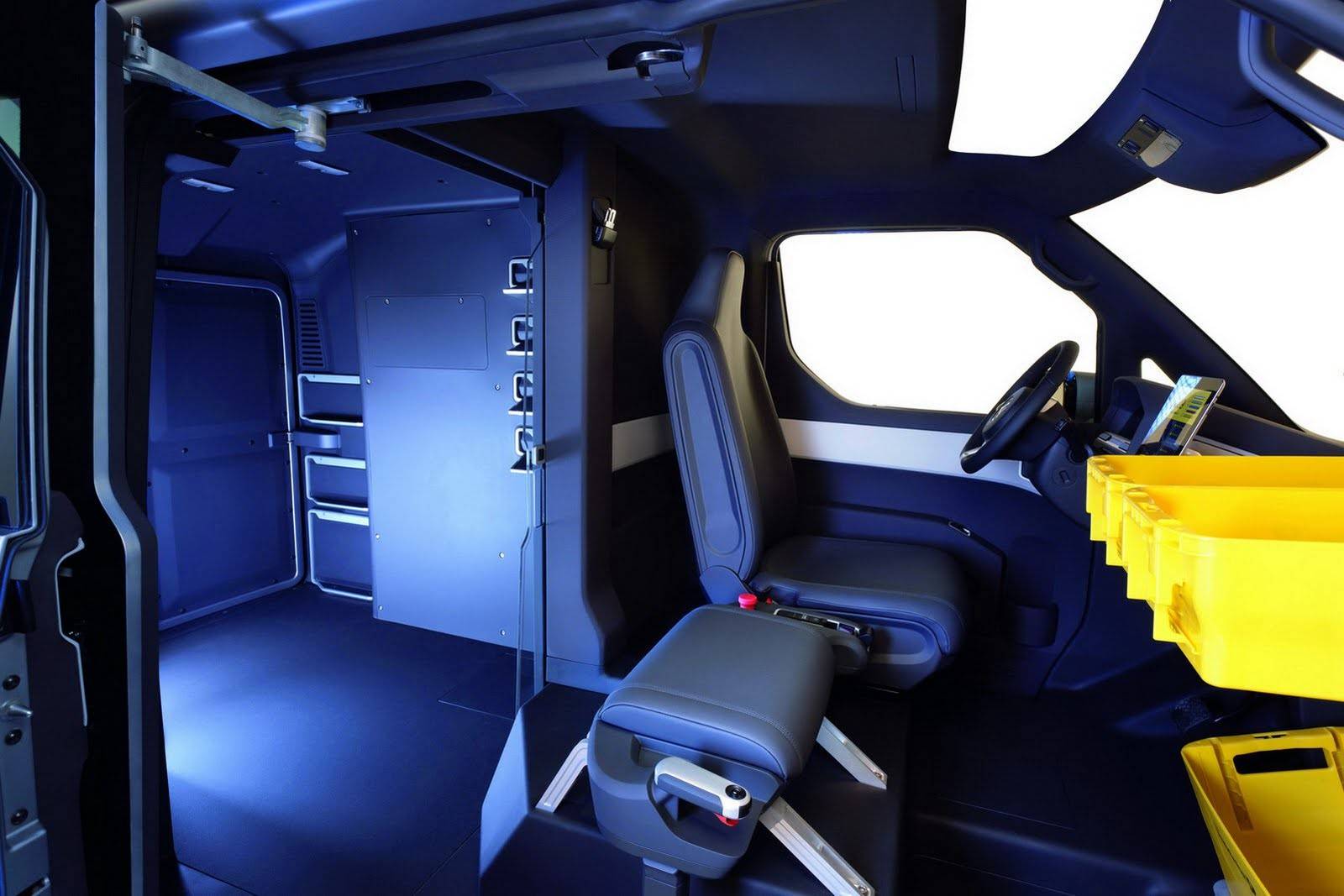 VW смотрит в будущее Transporter через призму концепта eT! - 11