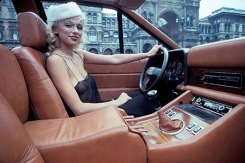 Первый роскошный супер-седан: 1976 Maserati Medici II - 3