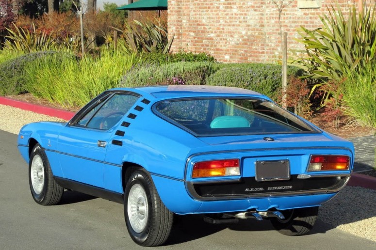 Редкое купе 1973 Alfa Romeo Montreal выставили на интернет-аукционе