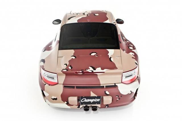Porsche 911 \"закамуфлировали\" для благотворительного аукциона - 6