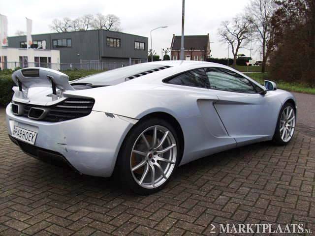 Владелец решил продать поврежденный McLaren MP4-12C - 2