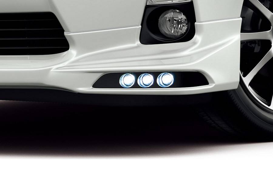 TRD подготовило спортивный пакет для гибрида Toyota Prius C - 5