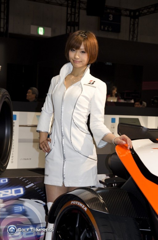 Токийский автосалон 2012: топ-модели и \"жаркие\" колеса [видео]