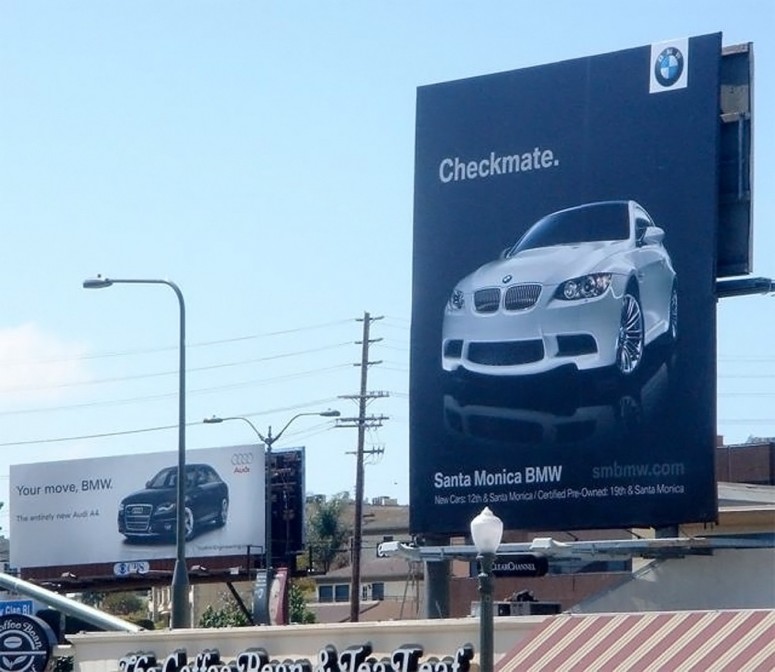 Audi - BMW: война билбордов