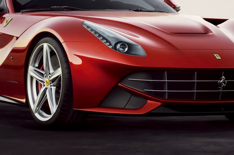 Новый F12 Berlinetta самый мощный в линейке Ferrari [фото & 2 видео]