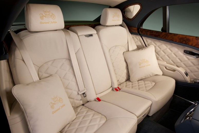 В честь Елизаветы II Bentley подготовила для Китая Mulsanne Diamond Jubilee