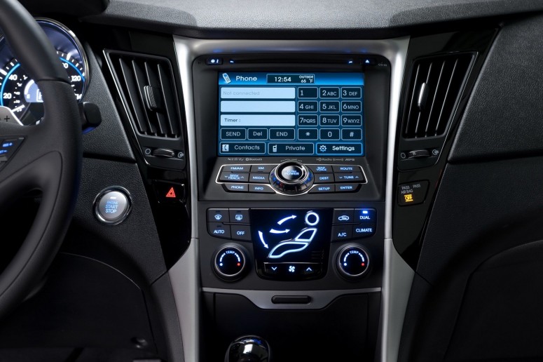 Hyundai Sonata 2013 получил рестайлинг c упором на комплектацию