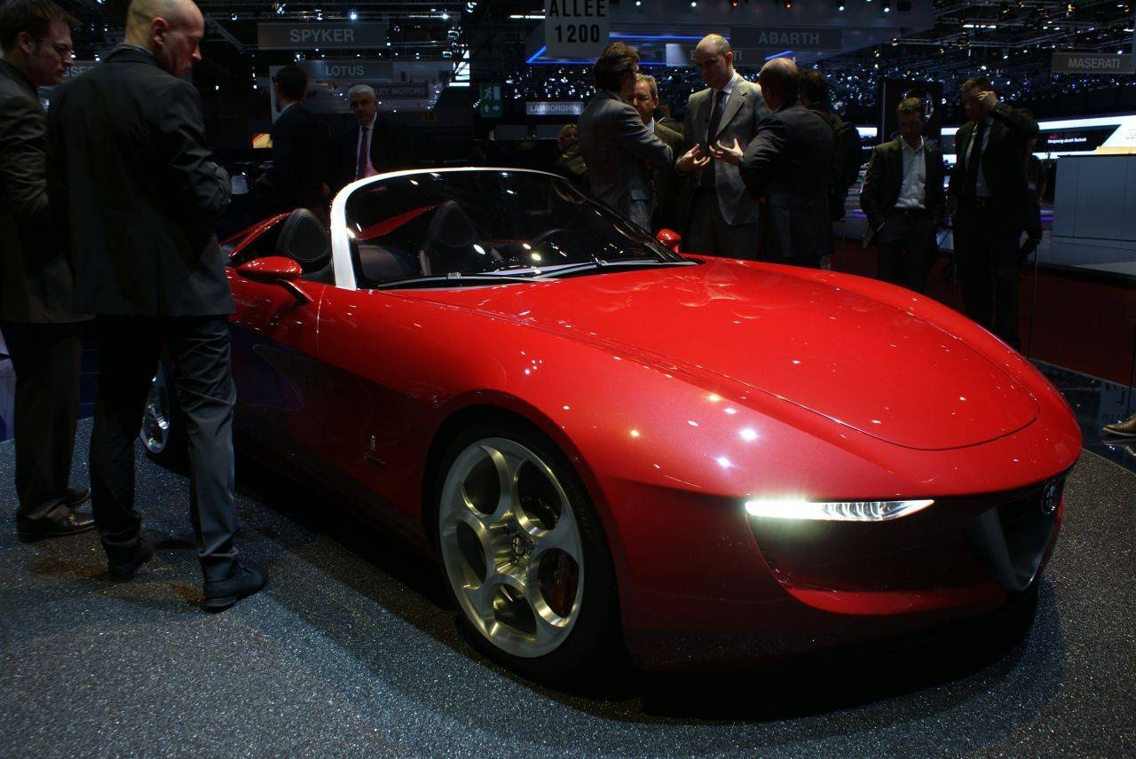 Alfa Romeo и Mazda совместно построят родстер с задним приводом - 1