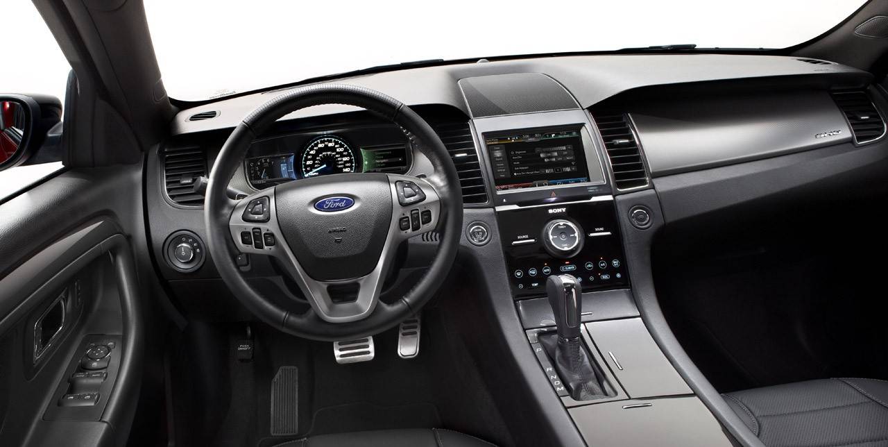 Ford Taurus SHO засветился в фильме «Люди в Черном 3» - 3