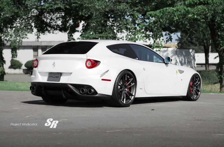 Ferrari FF Vindicatior: \"белый лебедь\" с черными колесами