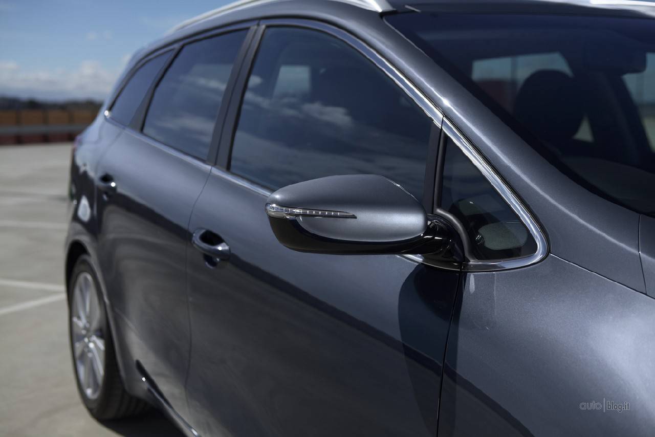 Новый Kia Cee'd Sportswagon: цены и спецификация - 5
