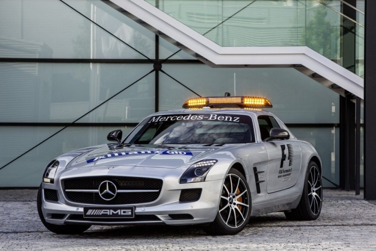 2013 Mercedes-Benz SLS AMG GT стал новым автомобилем безопасности F1