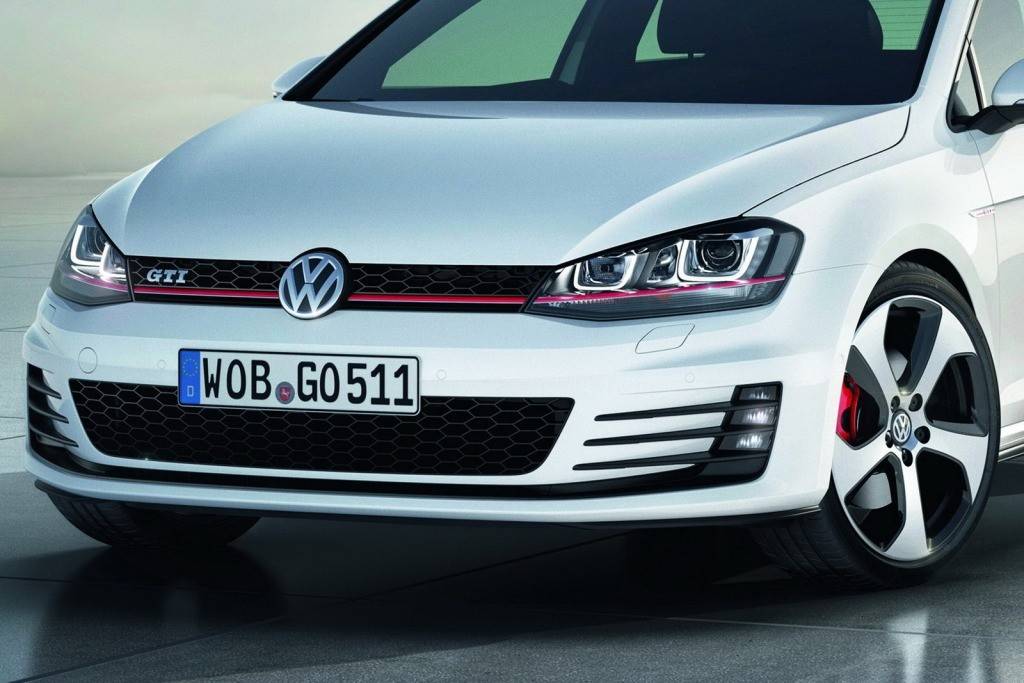 2013 VW Golf GTI официально представили как \"дизайнерское исследование\" - 13