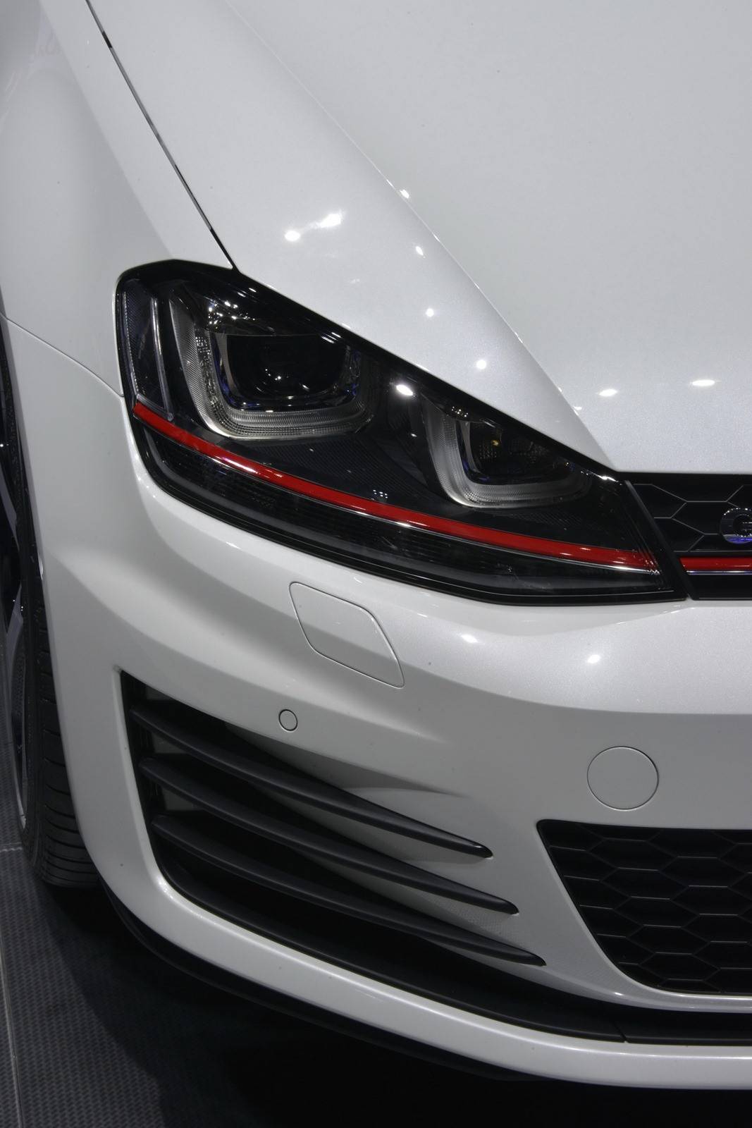 2013 VW Golf GTI официально представили как \"дизайнерское исследование\" - 10