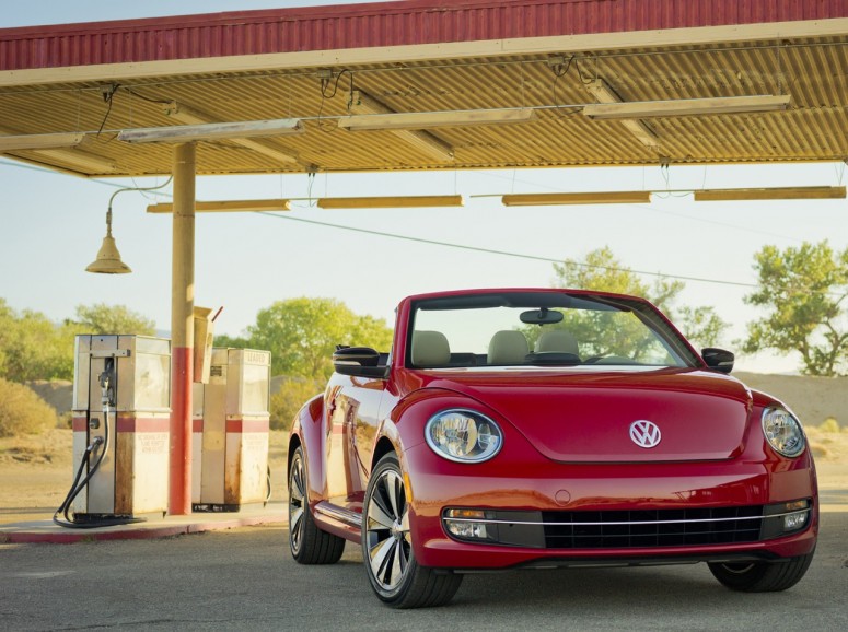 2013 Volkswagen Beetle кабриолет: первый дебют [фото]