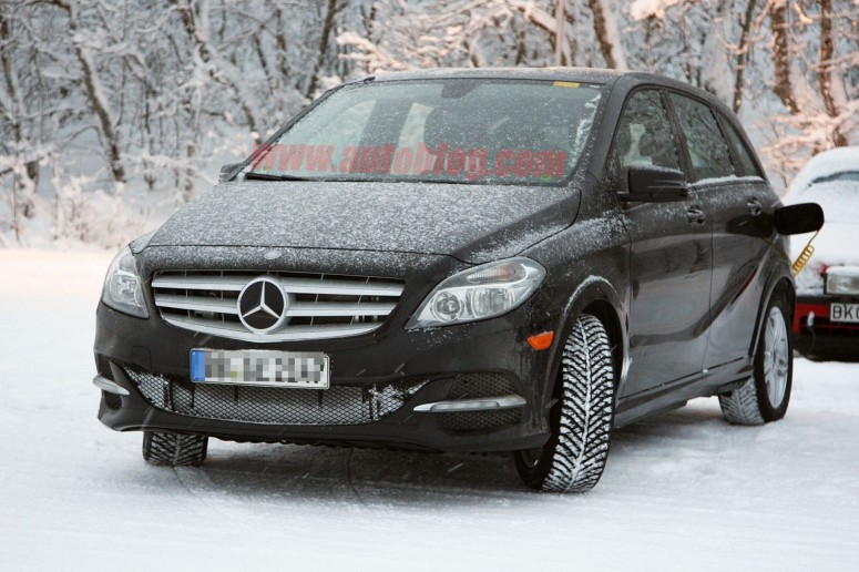 Электрокар 2014 Mercedes-Benz B-Class замечен на тестах в Швеции [фото]