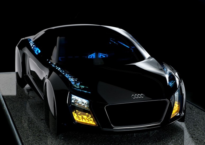 Audi представила светодиодную технику будущего на основе OLED [фото]