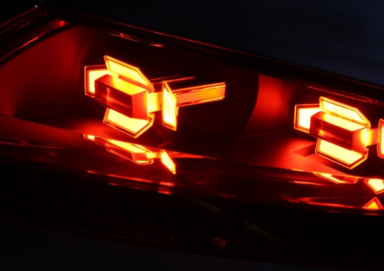 Audi представила светодиодную технику будущего на основе OLED [фото]
