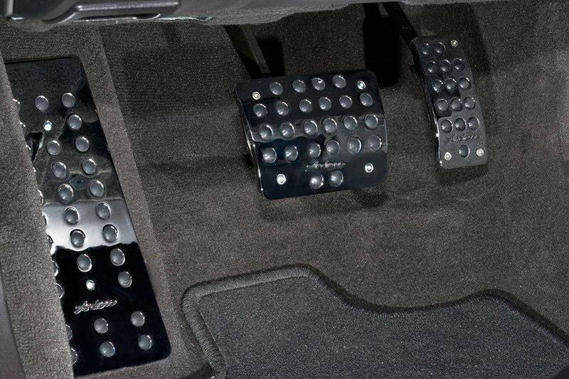 Тюнинг от Arden: кабриолет Jaguar XKR-S доведут до 645 л.с. [фото]