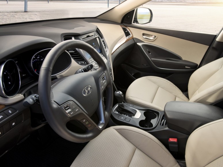Hyundai предложит европейцам грандиозный Grand Santa Fe 2013