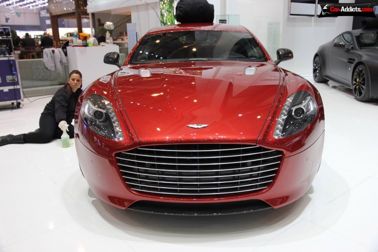 Aston Martin: уникальный родстер и водородный Rapide дебютируют в мае
