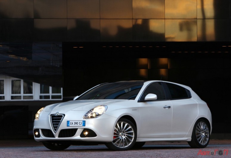 Совершенный конкурент: хэтчбек Alfa Romeo Giulietta