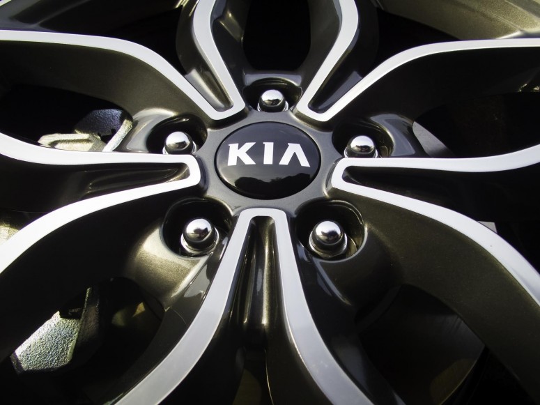 2014 Kia Cerato Coupe: дебют в Нью-Йорке [фото]