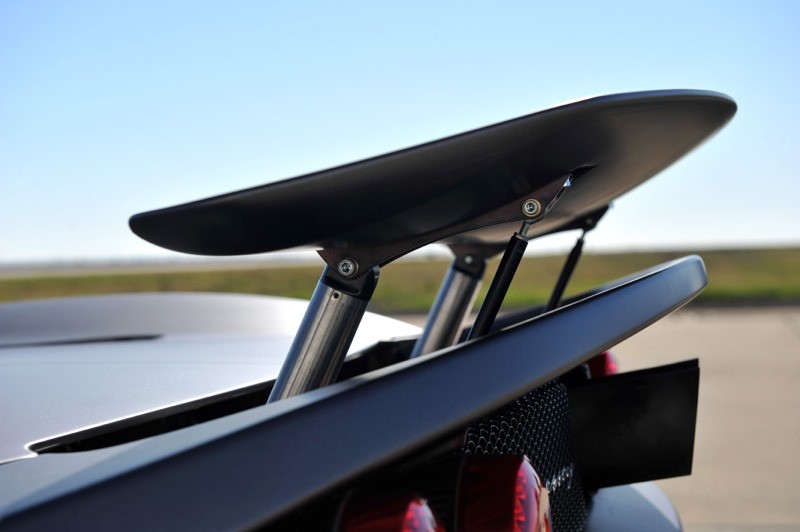 Hennessey Venom GT вновь быстрее Bugatti: 427,6 км/ч [рекорд, видео]