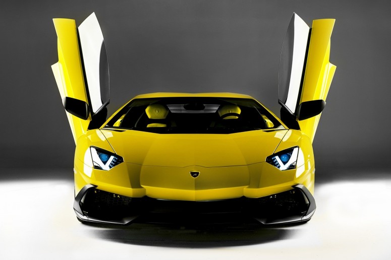 Юбилейная версия Lamborghini Aventador в честь 50-летия [фото]