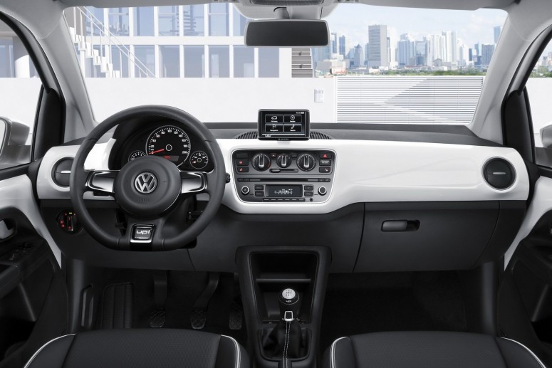 Volkswagen придумал специальные версии Up! для британцев