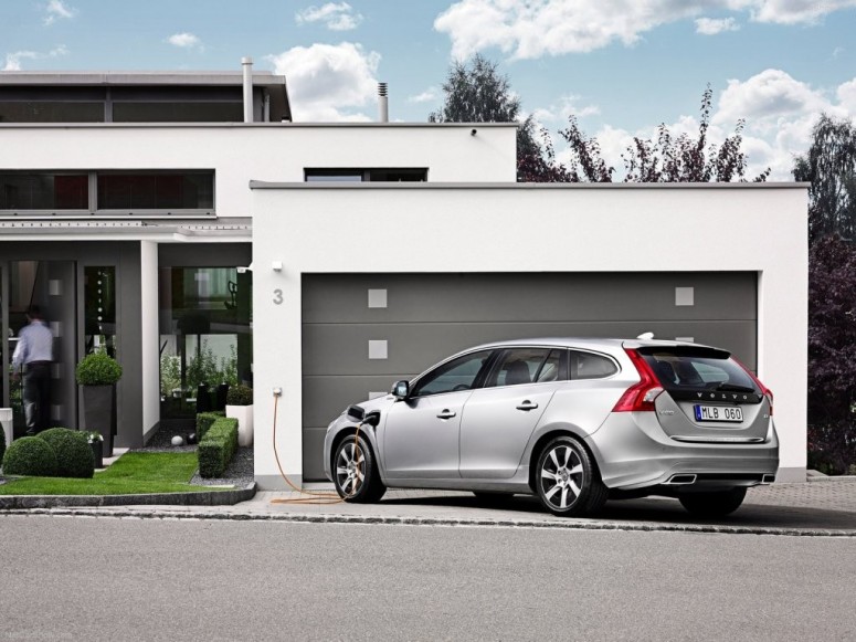 Гибрид Volvo V60: налоговые льготы подтолкнули спрос