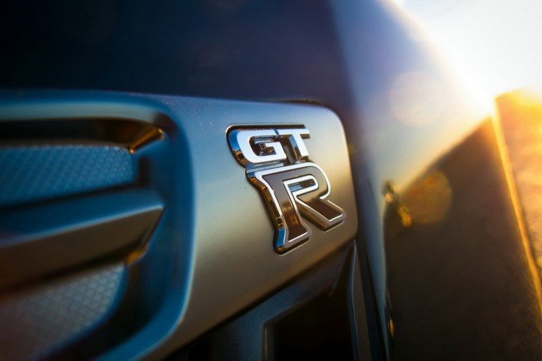 Nissan GT-R Nismo превзойдет Porsche 911 GT3 на Нюрбургрингской петле