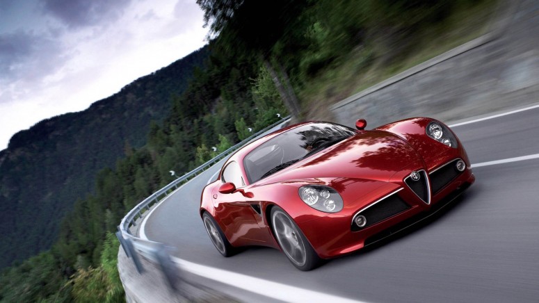 Реклама двухместного спорткара Alfa Romeo 4C [видео]