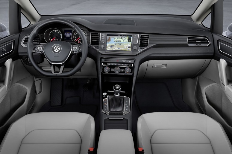 Volkswagen раскрыл концепт Golf Sportsvan