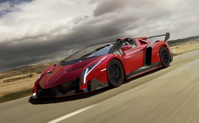 Родстер Lamborghini Veneno за €3,3 млн выпустят в количестве 9 штук