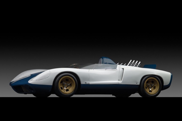 Уникальный прототип 1964 Corvette CERV II пойдет на аукцион
