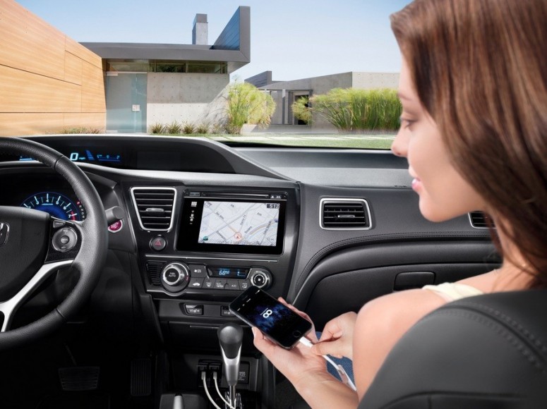 Автомобили Honda будут «совместимыми» с Apple устройствами [видео]
