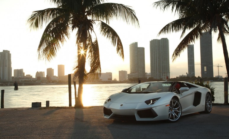 Дубаи: каждому покупателю пентхауса в подарок новый Lamborghini