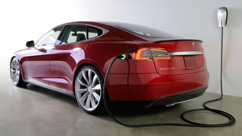 Tesla Motors меняет концепцию отзывов автомобилей
