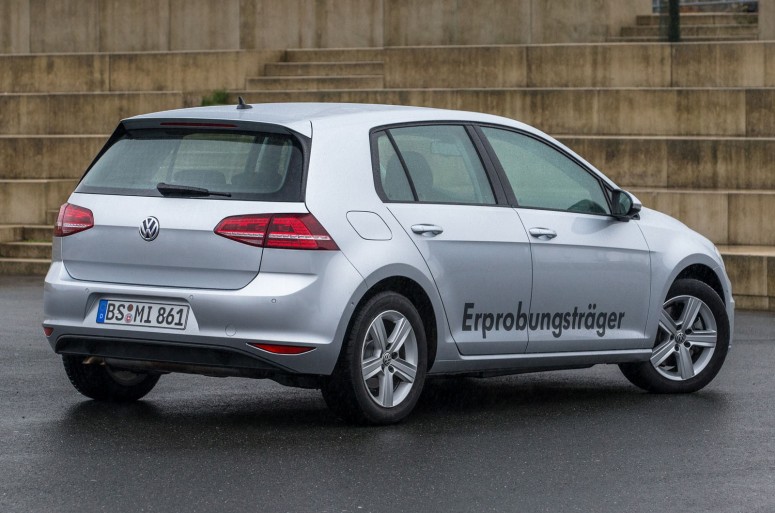 Спортивный гибрид VW Golf получит бейджик GTE