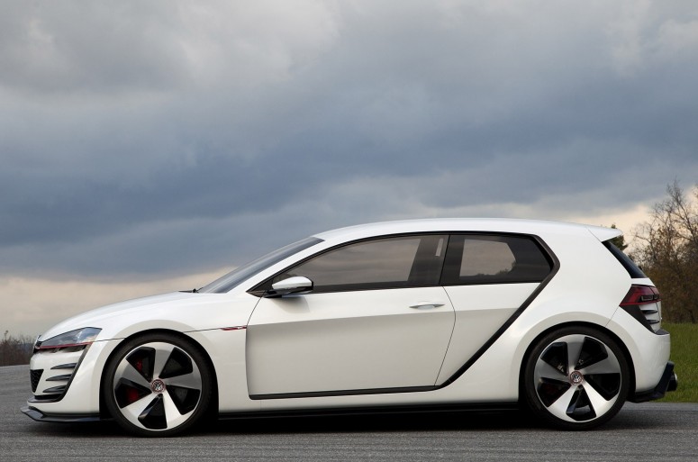 Volkswagen готовит к Пекину экстремальную версию Golf R Evo