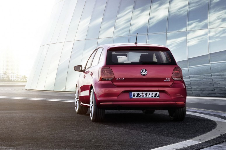 2014 VW Polo получил подтяжку лица и новые двигатели