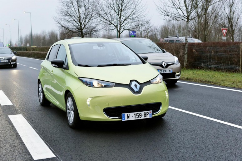 Renault Next Two: проект электромобиля-автопилота