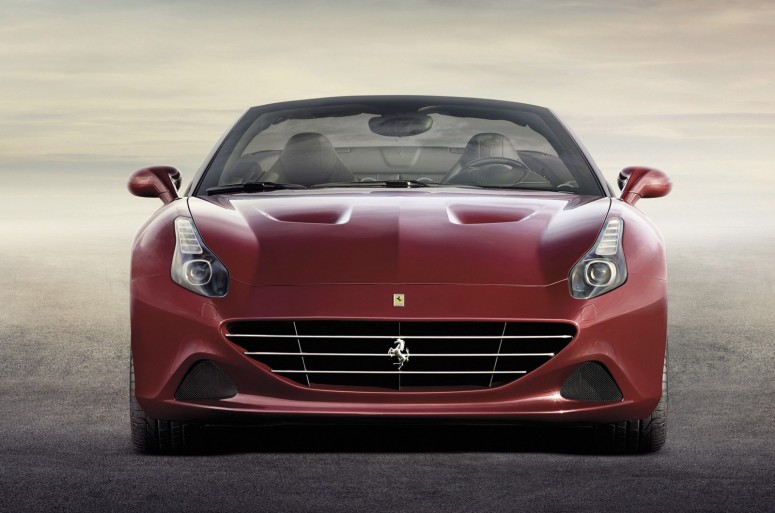 Кабриолет Ferrari California T 2015 оснастили турбомотором [видео]