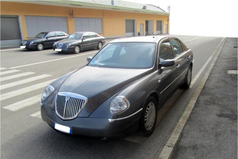 Итальянское правительство продает министерские авто на аукционе eBay