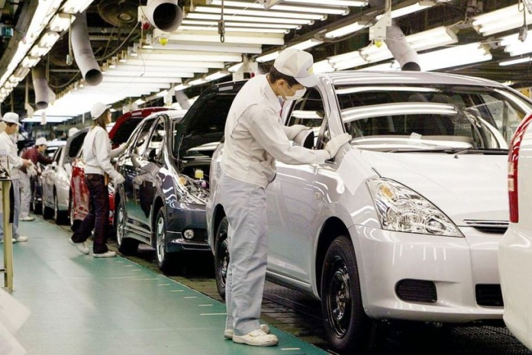 Toyota «возвращает богов» на заводы