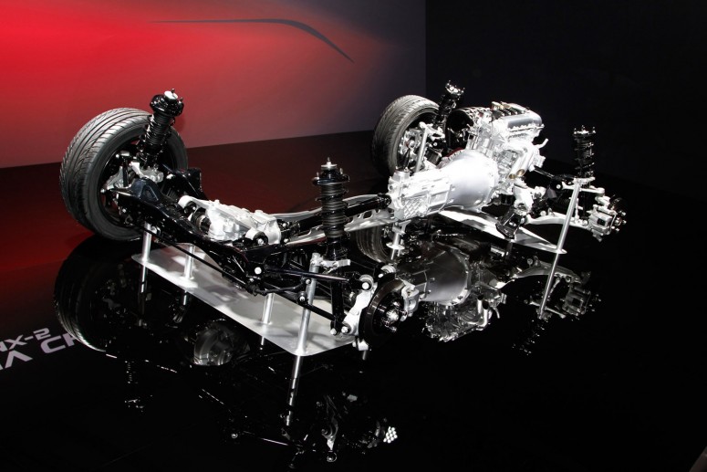 Mazda продемонстрировала в Нью-Йорке шасси будущего МХ-5