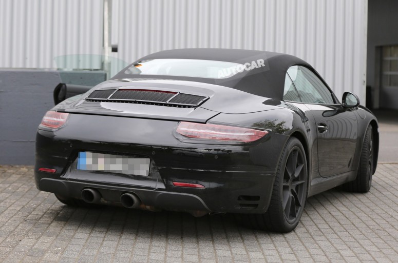 Porsche готовит 911-му обновление на 2015 год [шпионские фото]