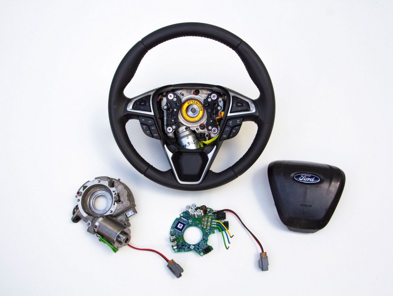 Ford придумал революционную технологию рулевого управления [видео]