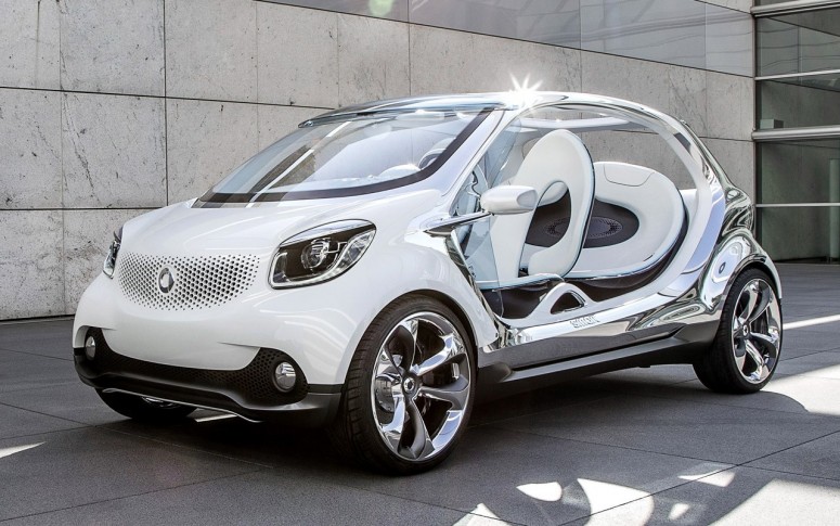 Daimler: четырехместный Smart выведет бренд в прибыль